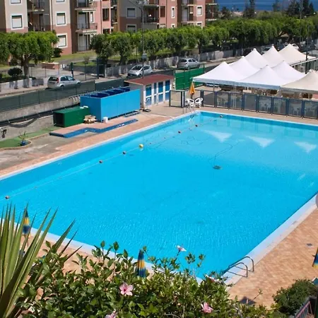 Terrazza Sul Mare - A Pochi Minuti Da Taormina Appartement Giardini-Naxos